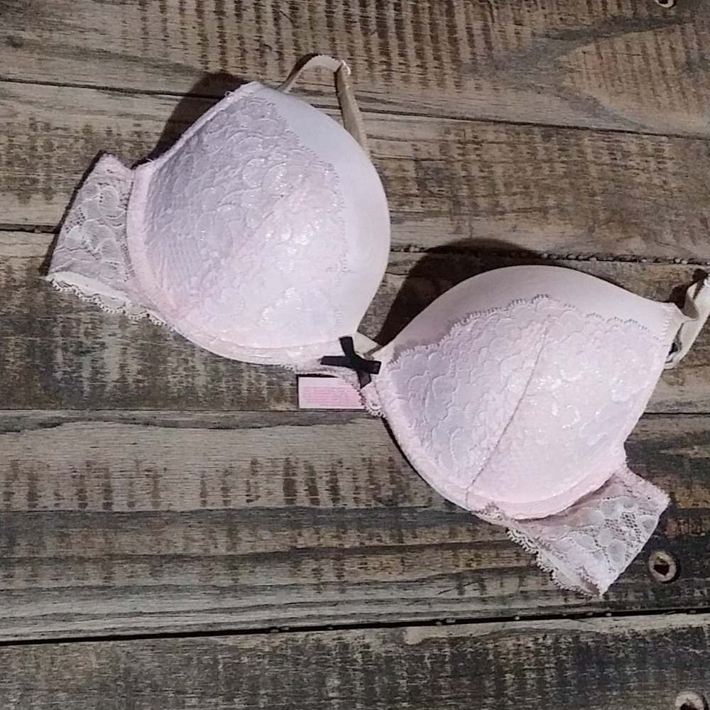 Victorias Secret padded lace bra